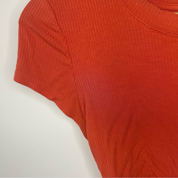 Offline by Aerie Thumbs Up Tie-Back T-Shirt, S, Coral, Ribbed Cropped Open-Back - Picture 8 of 13